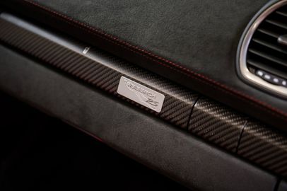 Car image 36