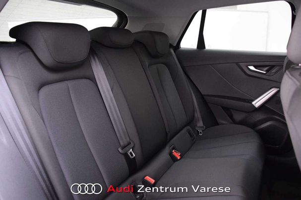 Audi Q2 35 TDI S-line 110 kW image number 8