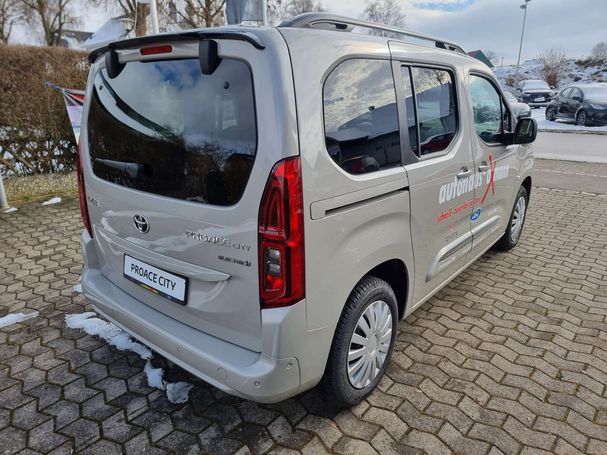 Toyota Proace City Verso Team 100 kW image number 2