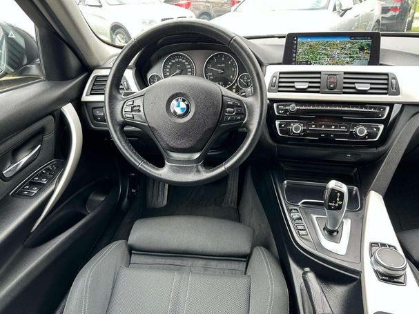 BMW 318d Touring Advantage 110 kW image number 21