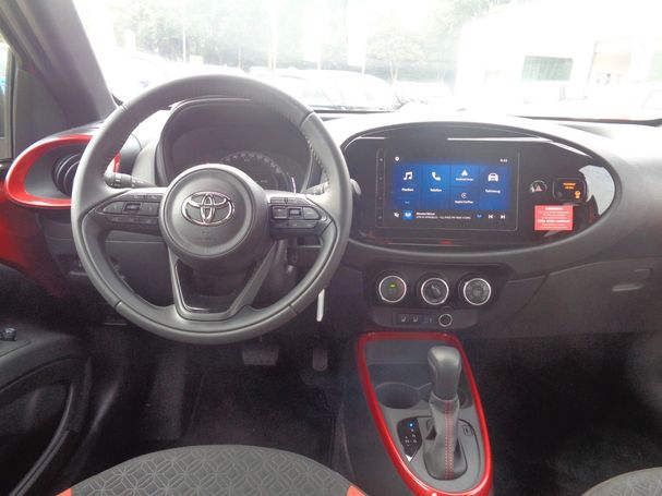 Toyota Aygo X 1.0 53 kW image number 20