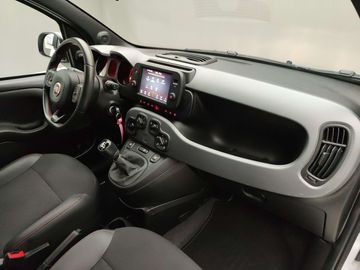 Car image 10