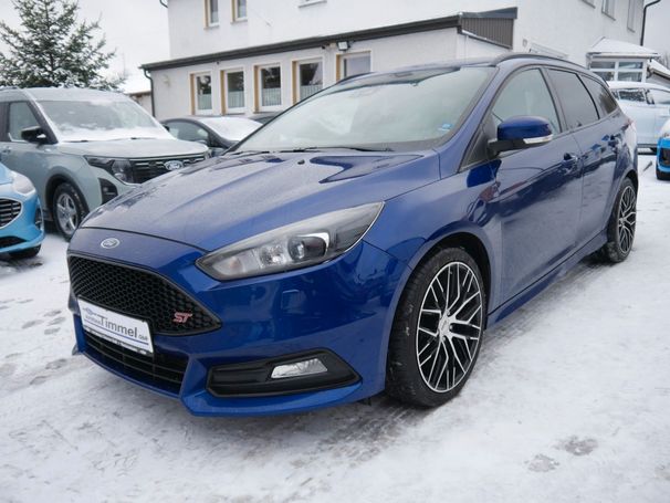 Ford Focus ST 184 kW image number 2