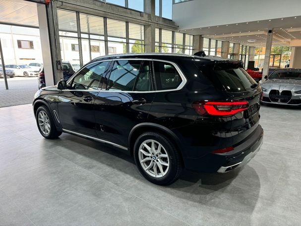 BMW X5 xDrive 210 kW image number 8