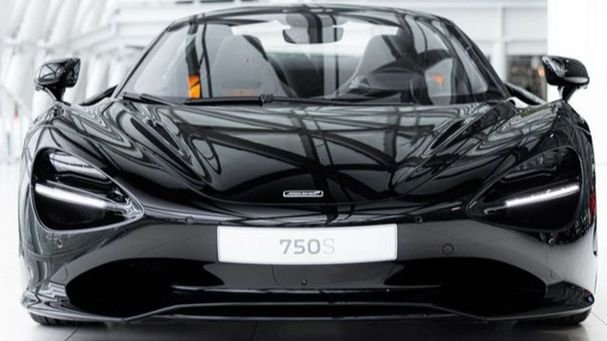 McLaren 750S 552 kW image number 3