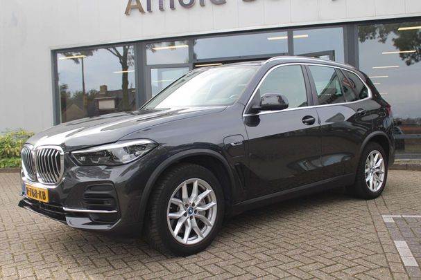 BMW X5 45e xDrive 290 kW image number 2