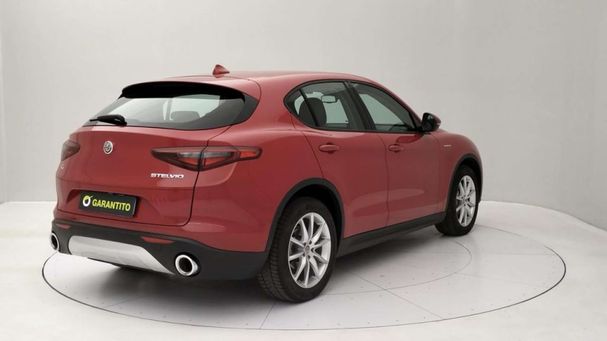 Alfa Romeo Stelvio 2.2 Q4 140 kW image number 2