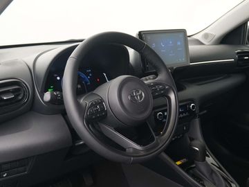 Car image 32