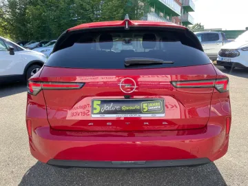 Car image 26