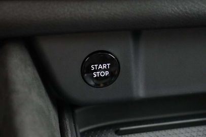 Car image 41