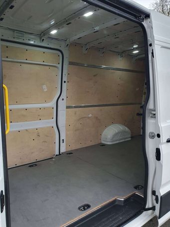 Volkswagen Crafter 35 TDI 103 kW image number 14