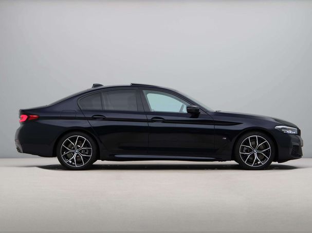 BMW 520i 135 kW image number 8