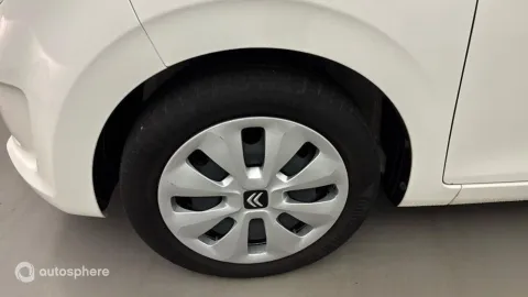 Car image 20