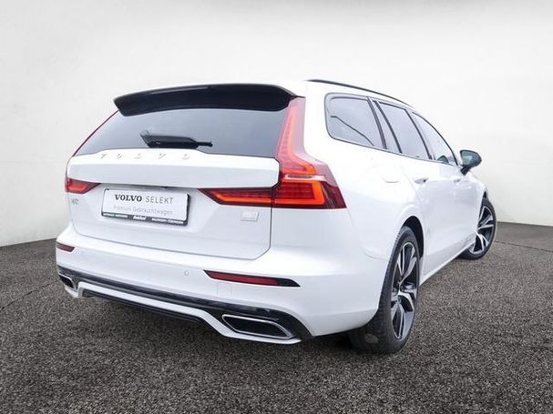 Volvo V60 T6 R Design AWD Recharge 251 kW image number 2