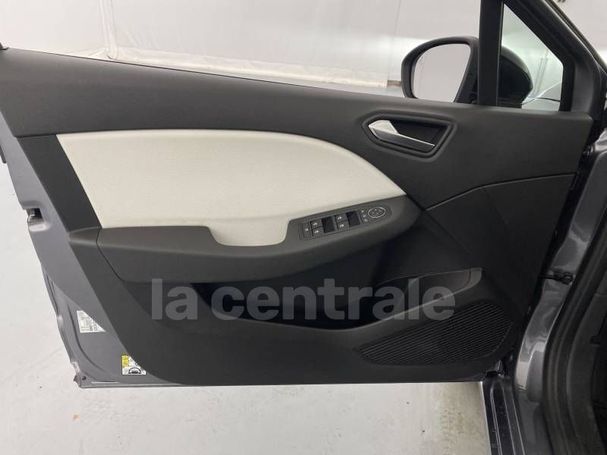 Renault Clio TCe 90 66 kW image number 26