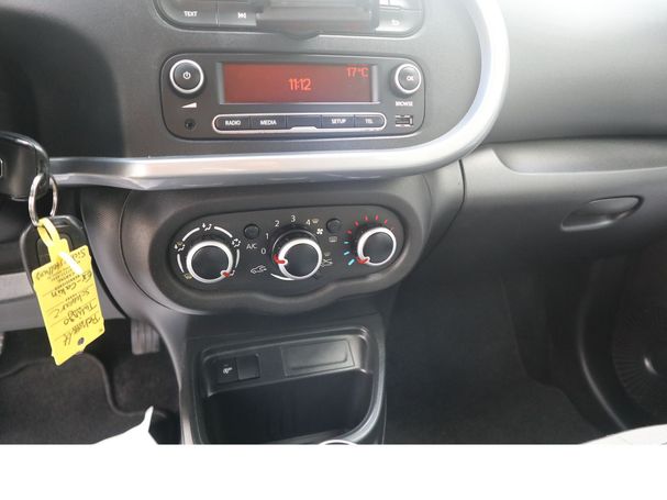 Renault Twingo 48 kW image number 14