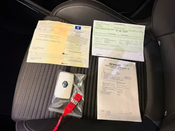 Car image 33