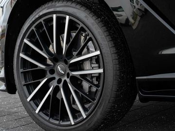 Car image 38