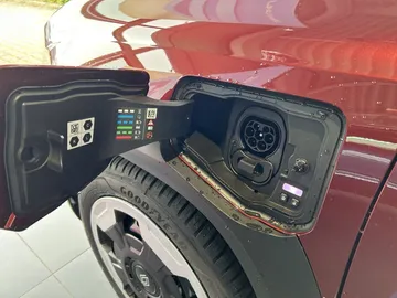 Car image 42
