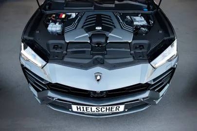 Car image 27