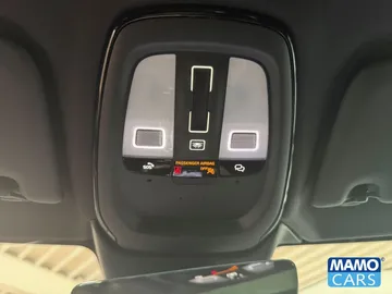 Car image 49