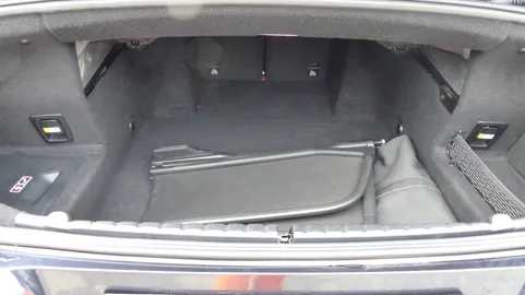 Car image 28