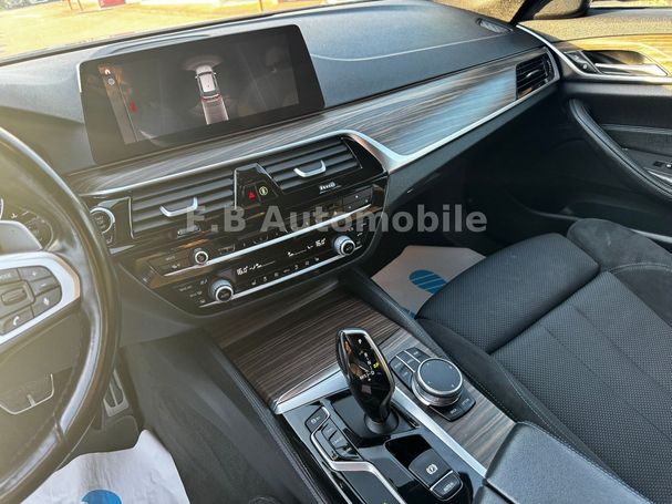 BMW 530d Touring xDrive 195 kW image number 14