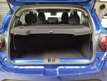 Car image 37