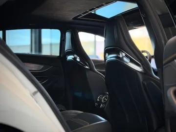 Car image 48