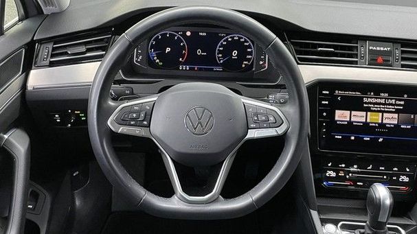 Volkswagen Passat Variant 1.5 TSI Elegance DSG 110 kW image number 12