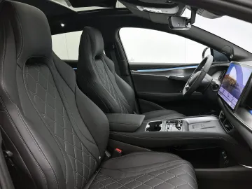 Car image 45