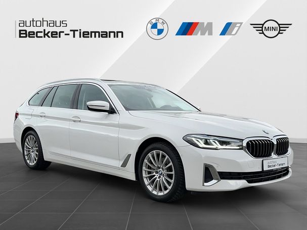 BMW 520d Touring xDrive Luxury Line 140 kW image number 8