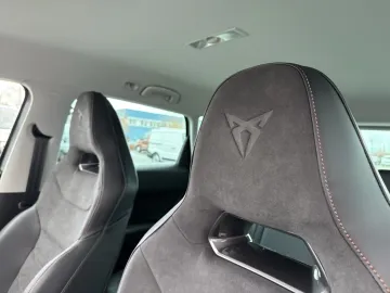 Car image 39