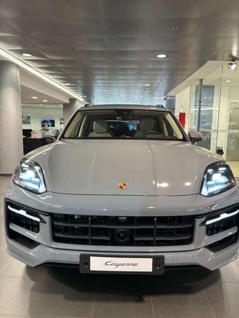 Porsche Cayenne S E-Hybrid 382 kW image number 2