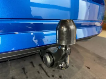 Car image 38