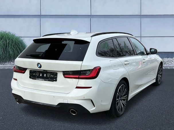 BMW 330i Touring xDrive M Sport 190 kW image number 3