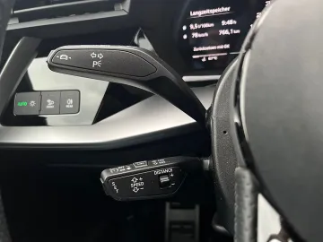 Car image 42