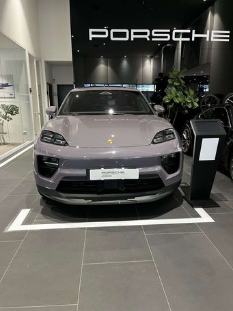 Porsche Macan 4 300 kW image number 1