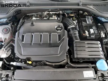 Car image 26