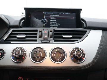 Car image 33