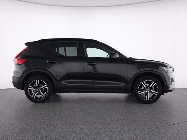 Volvo XC40 T2 Plus Dark 95 kW image number 12