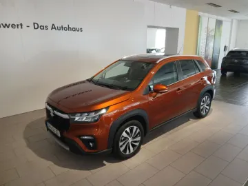 Car image 18