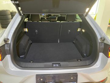 Car image 31