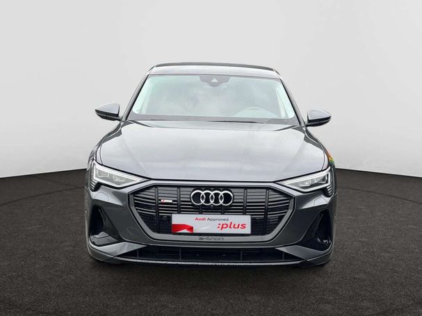 Audi e-tron 55 quattro S-line 300 kW image number 17