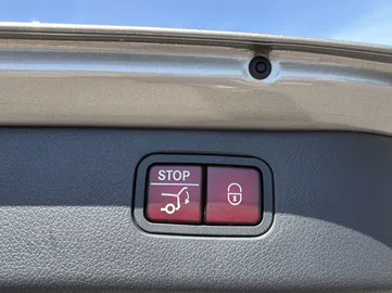 Car image 29