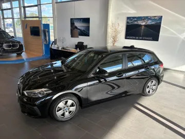 Car image 32