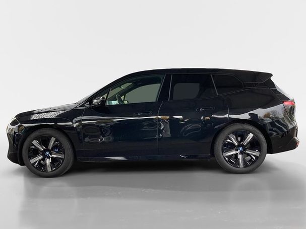 BMW iX xDrive40 240 kW image number 5