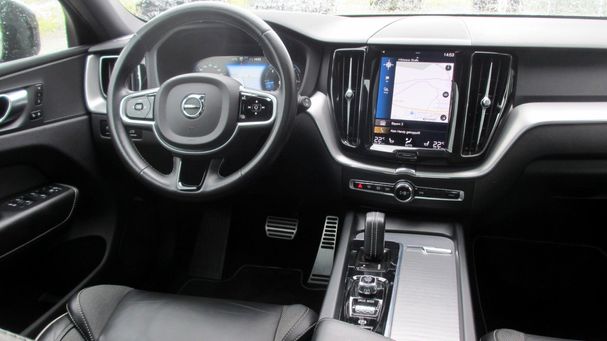 Volvo XC60 B4 AWD 145 kW image number 6