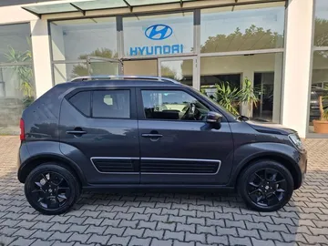 Car image 4