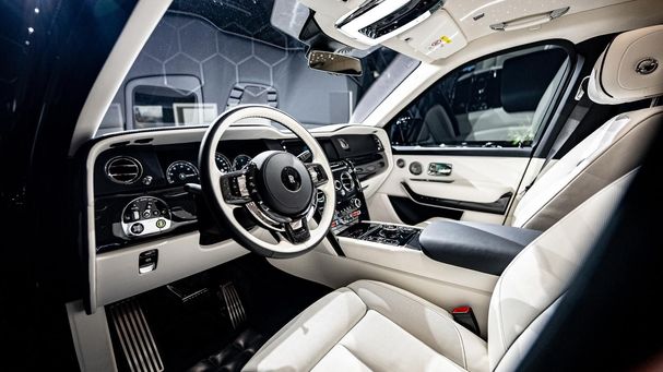 Rolls-Royce Cullinan Black Badge 420 kW image number 5